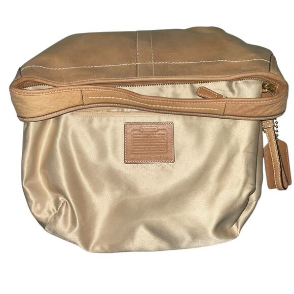 VINTAGE COACH ERGO TAN LEATHER FRONT POCKET HALF MOON SHOULDER BAG - Picture 11 of 16